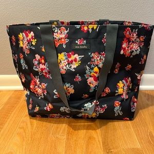 Vera Bradley drawstring tote/beach bag